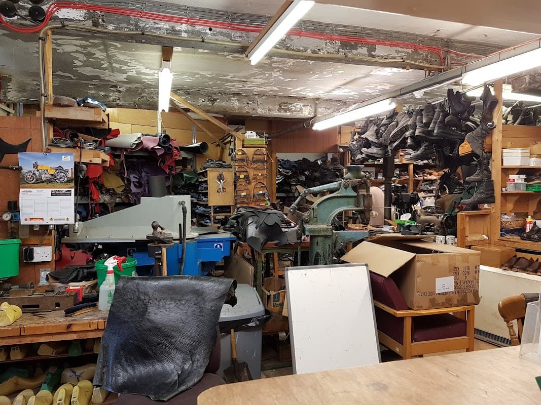 Walkley Clogs - Shoe Shops in hebden bridge