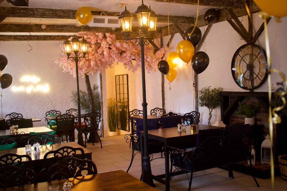 Dining at Kolize Pizzeria in hedon