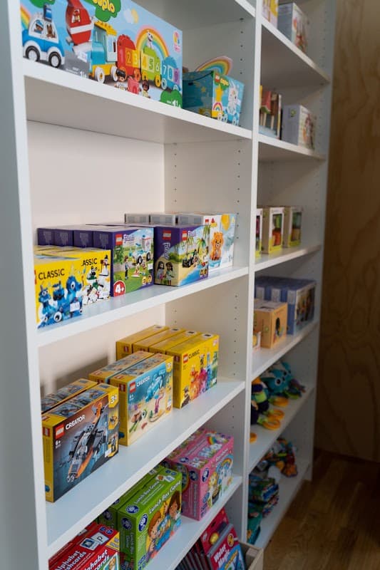 Bear & Babe - Clothes Shops in heeley