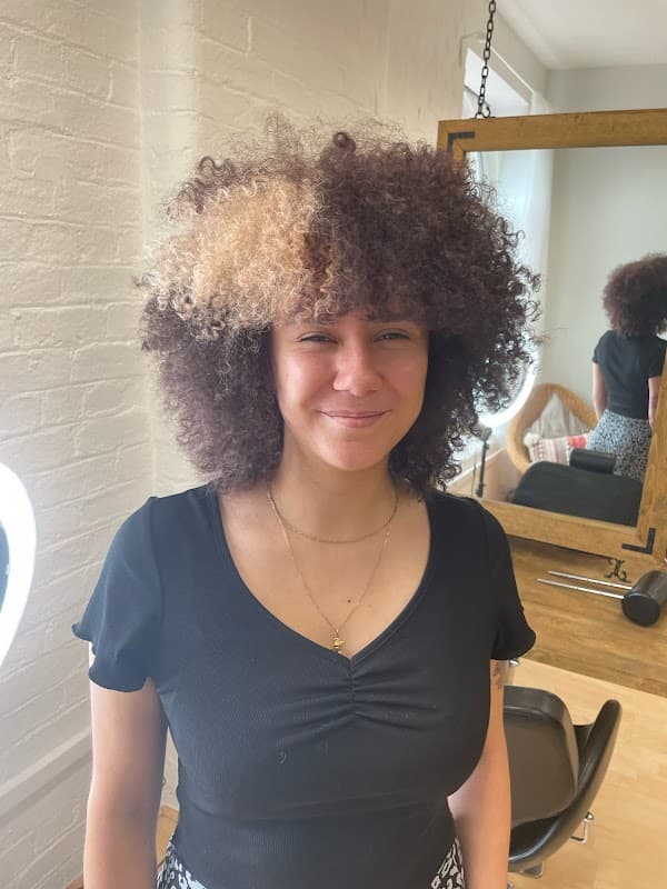 Serena Giscombe & Co - Hair Salons in heeley