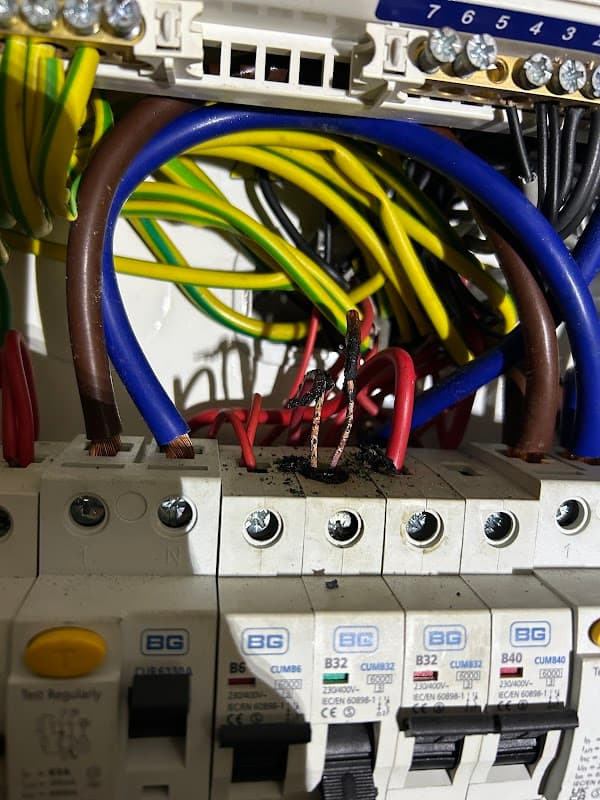 Steel City Electrics Ltd - Electricians in heeley