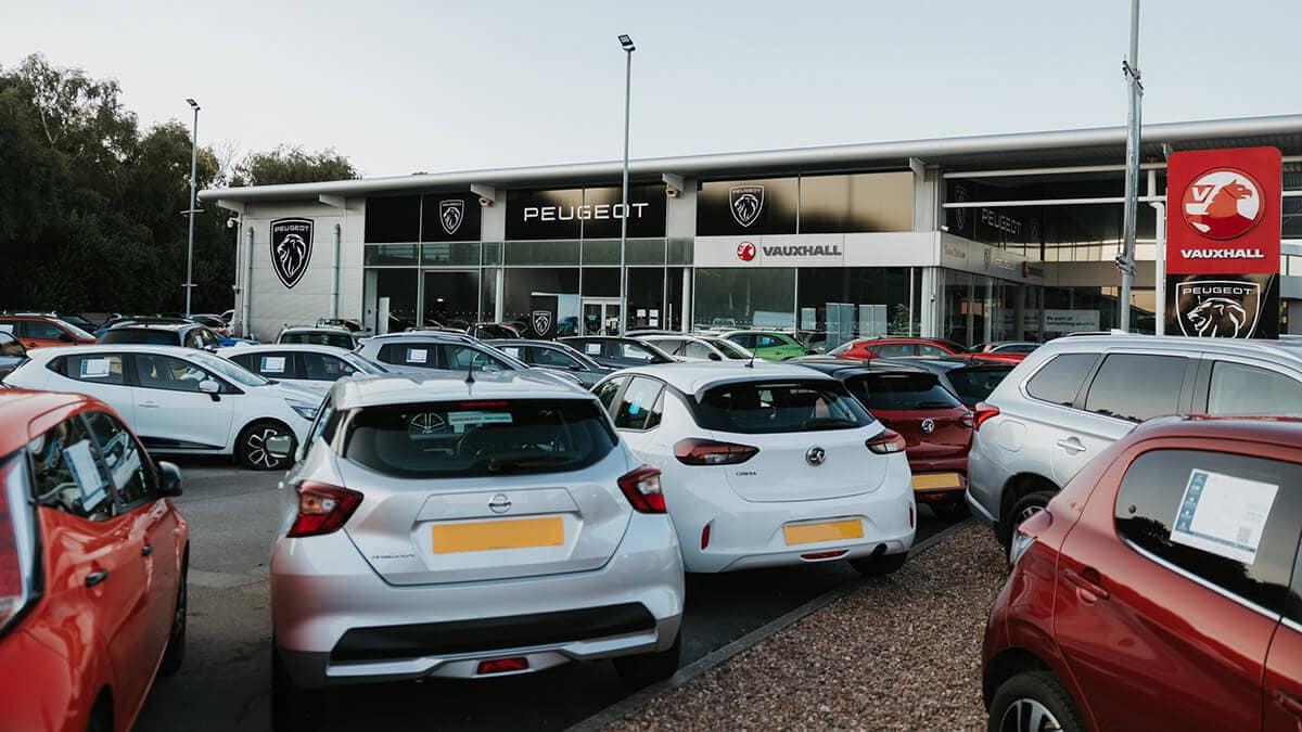 Evans Halshaw Vauxhall Hull West - Car Dealers in hessle