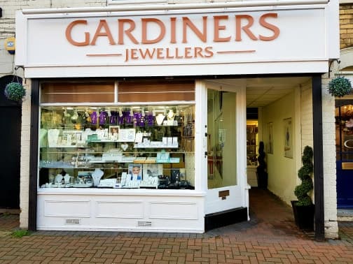 Gardiners Jewellers - Jewellers in hessle