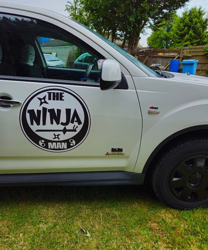 Hull Mitsubishi - Garages in hessle