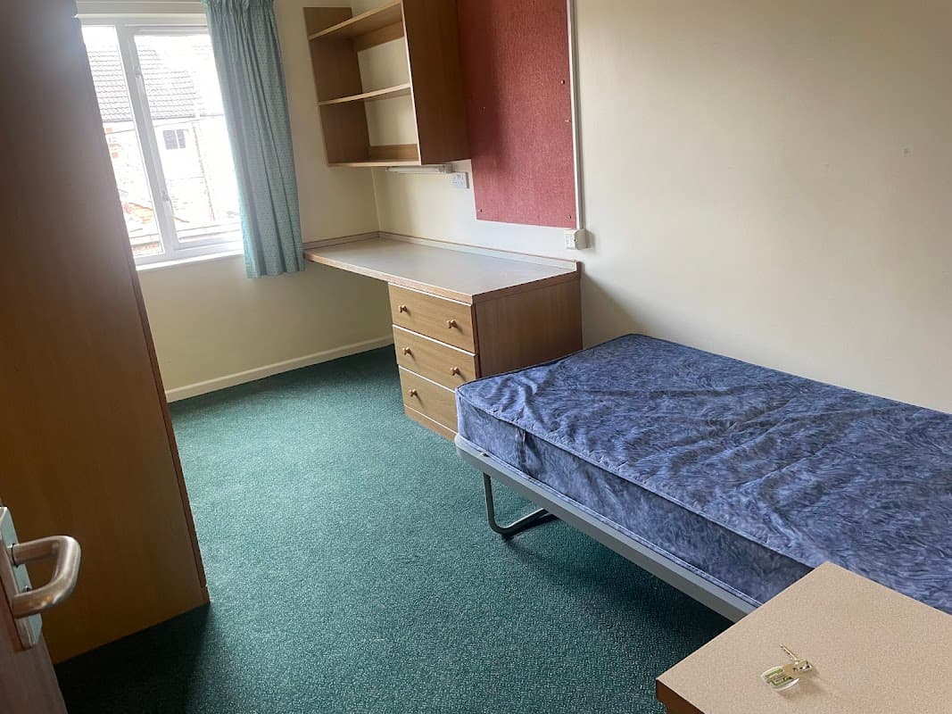 Cruse House - Universities in heworth