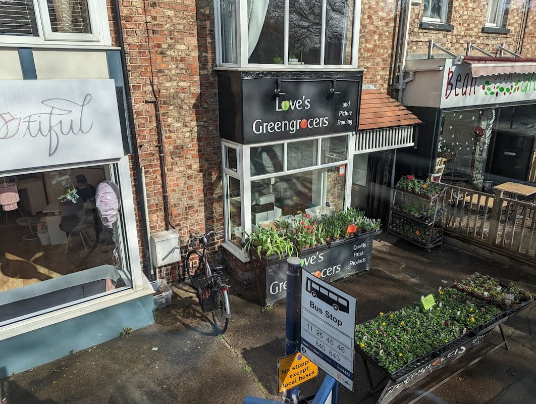Love's Greengrocers - Greengrocers in heworth