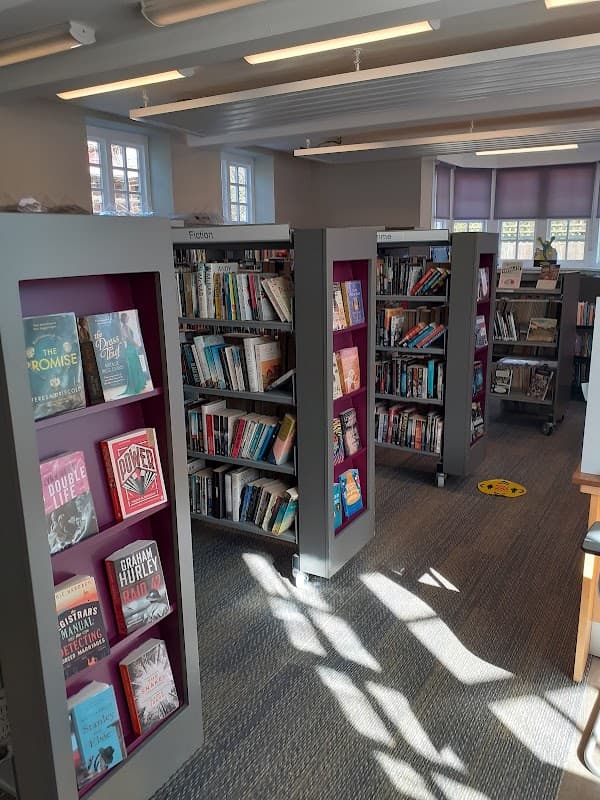 New Earswick Library - Libraries in heworth
