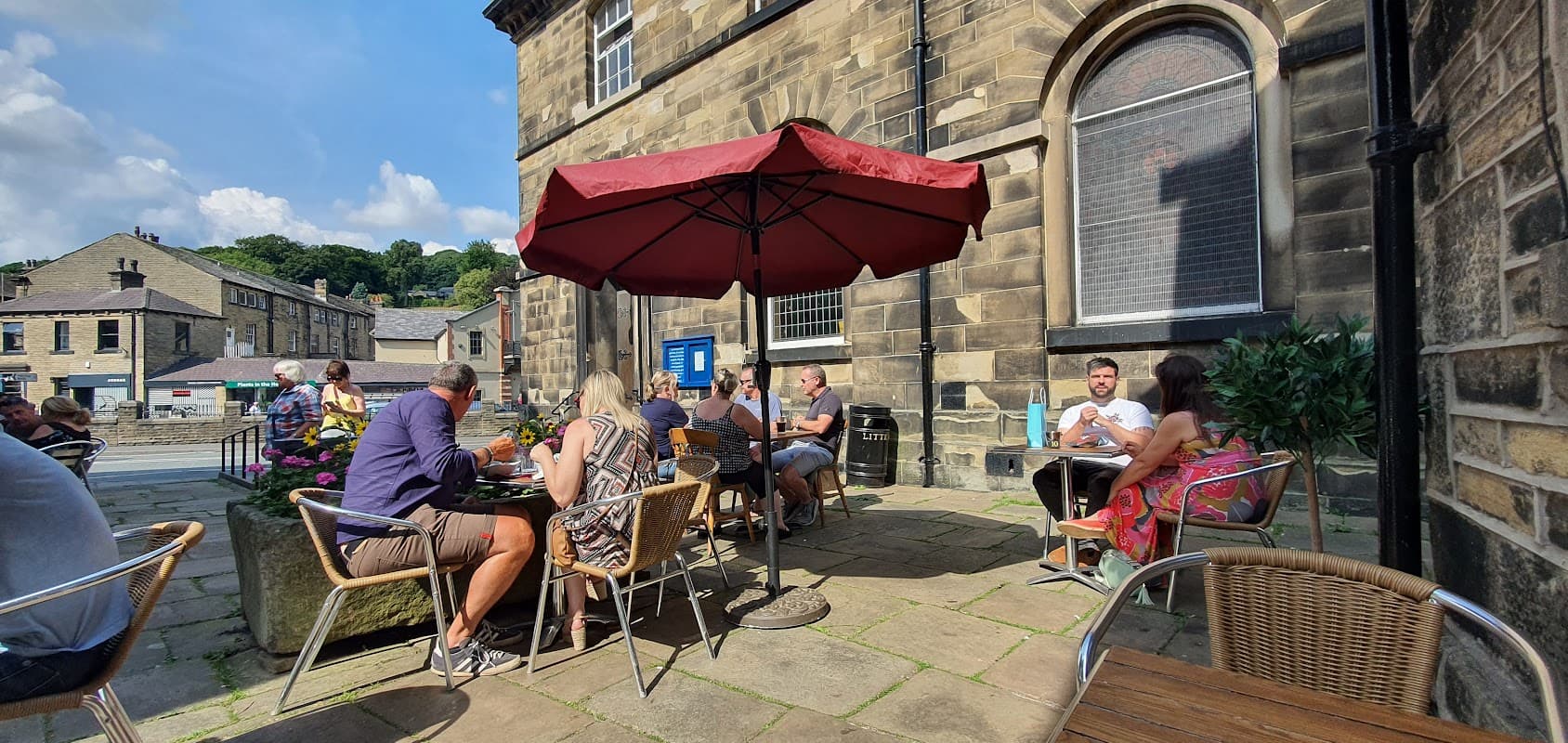 Cafe Beatties Deli & Coffee shop in holme valley