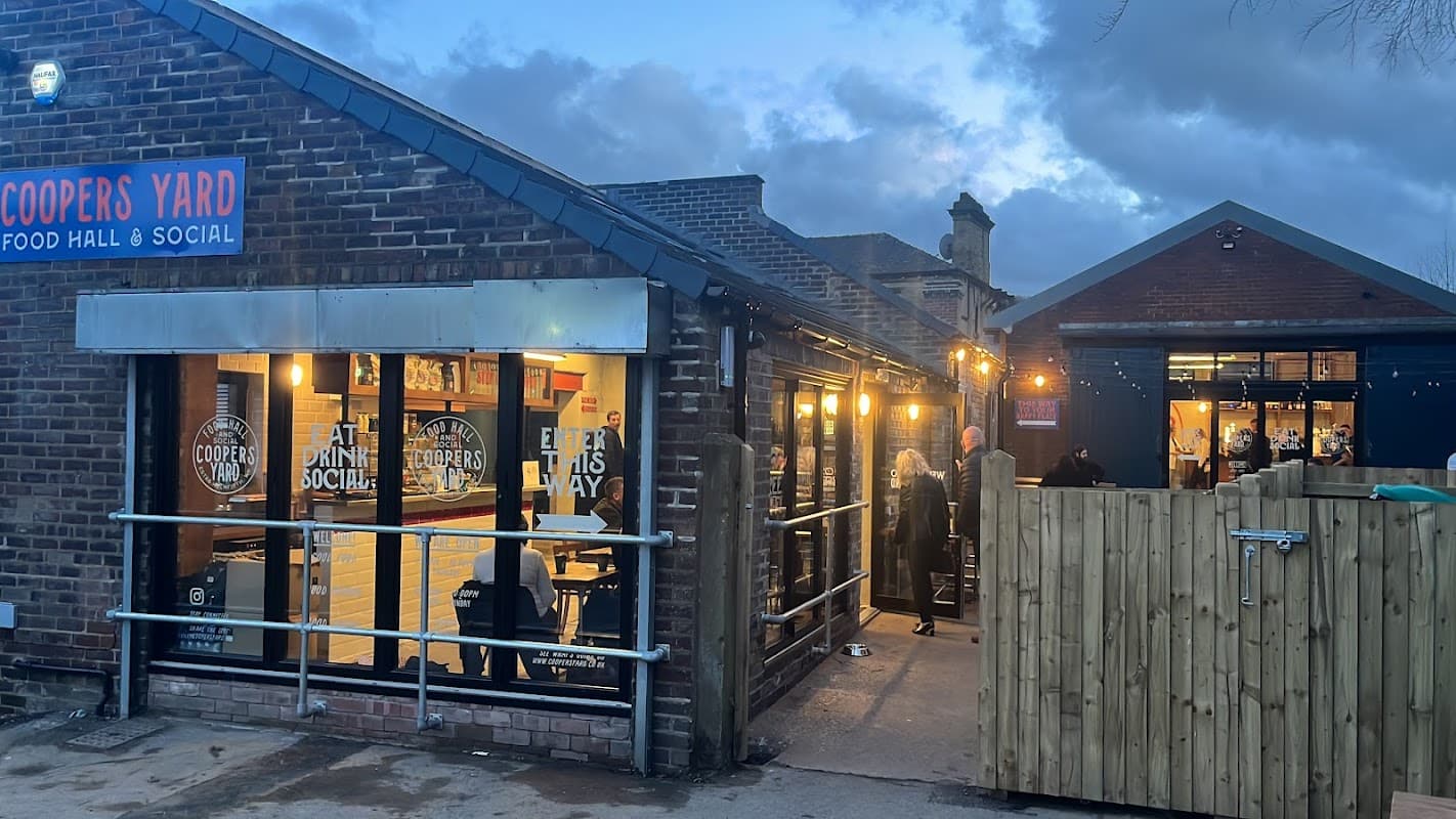 Coopers Yard - Market in holme valley