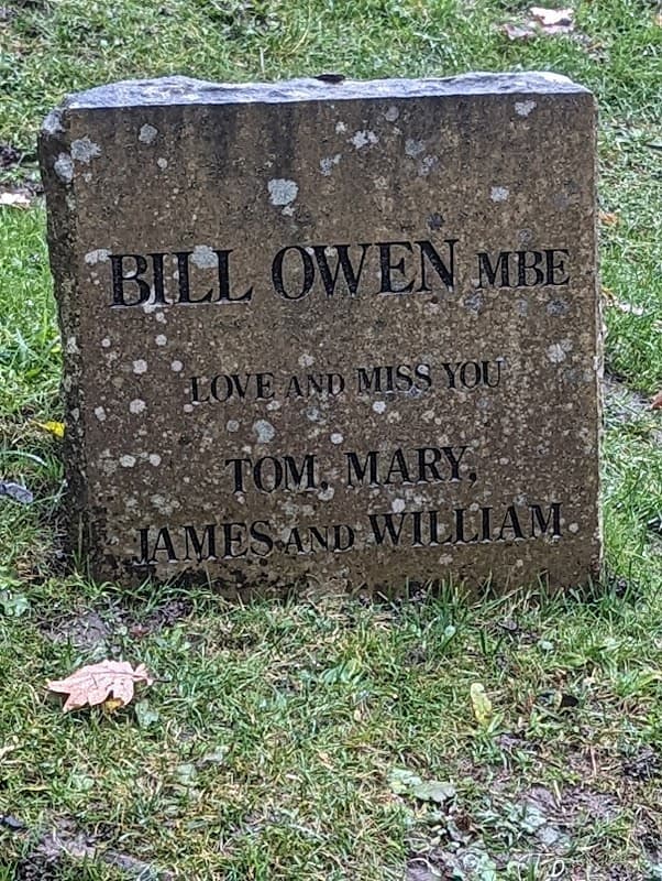 Grave of Bill Owen and Peter Sallis - Cemeteries in holme valley