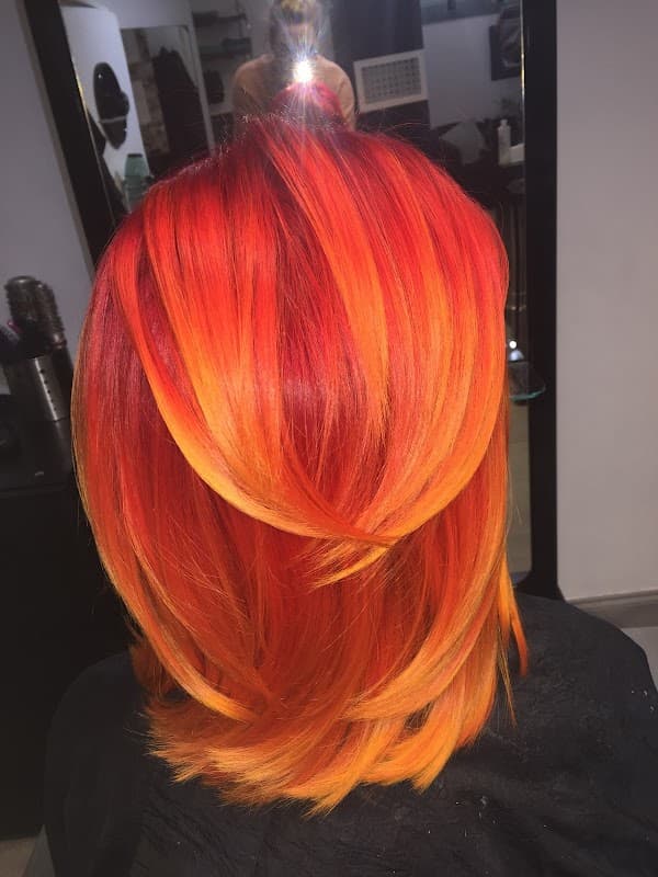 Juniper Hair Specialist - Hair Salons in holme valley