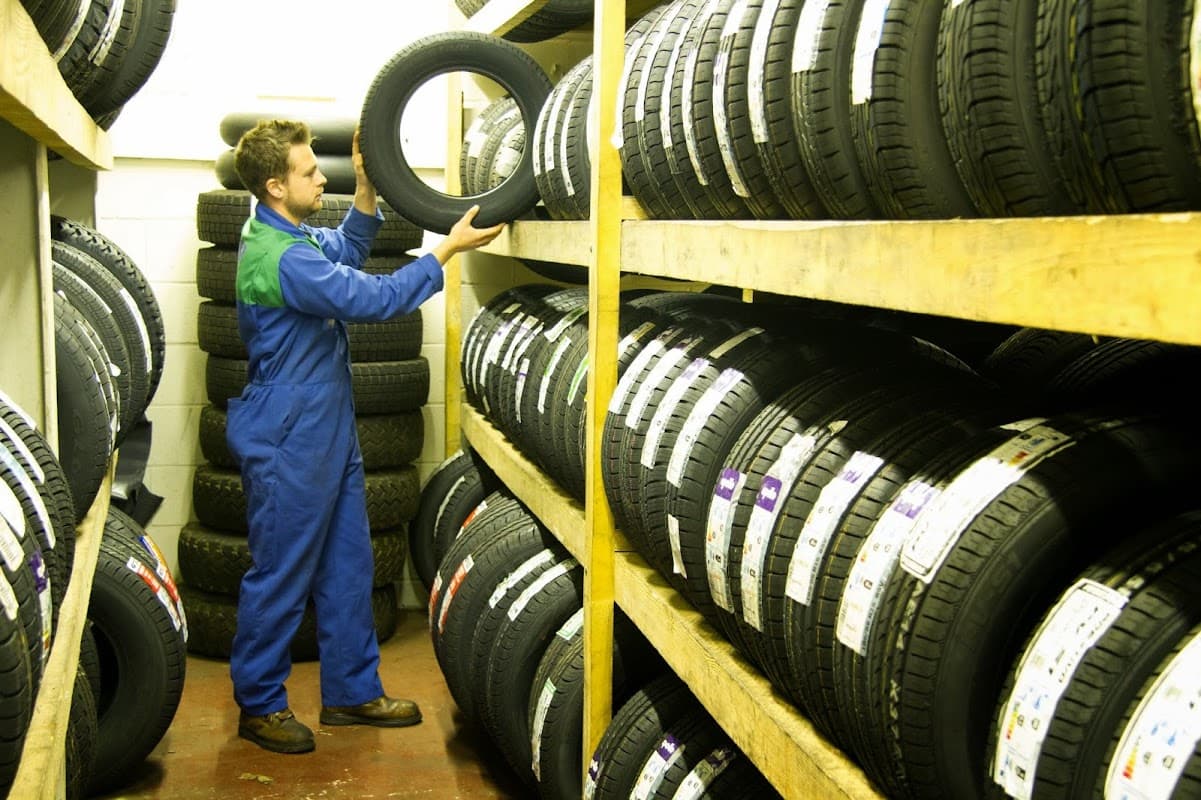 Muslin Hall Garage Ltd - Garages in holme valley