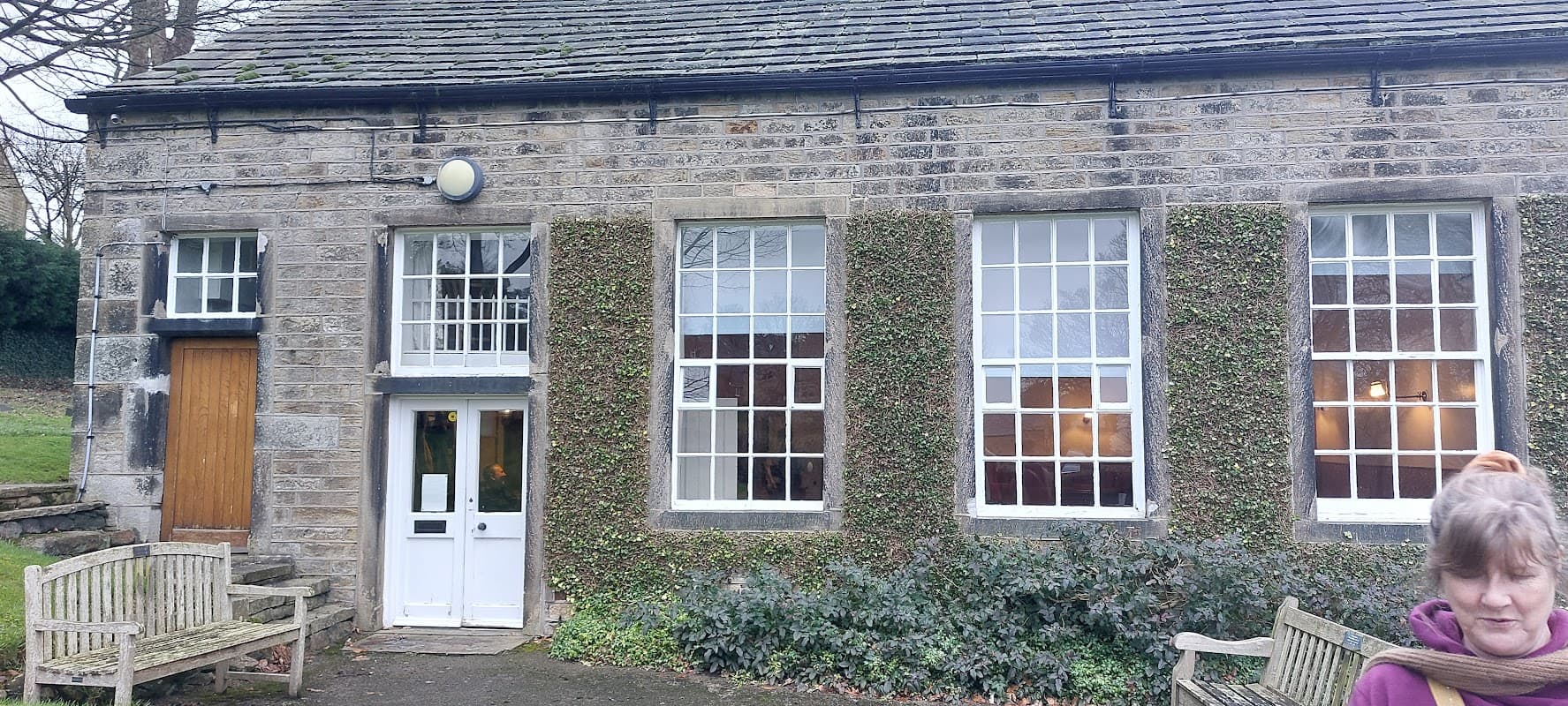 Quakers Religious Society Of Friends - Churches in holme valley
