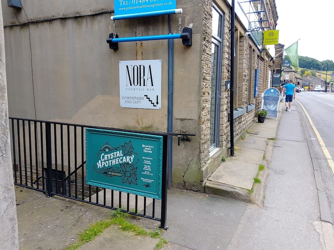 The Crystal Apothecary - Gift Shops in holme valley
