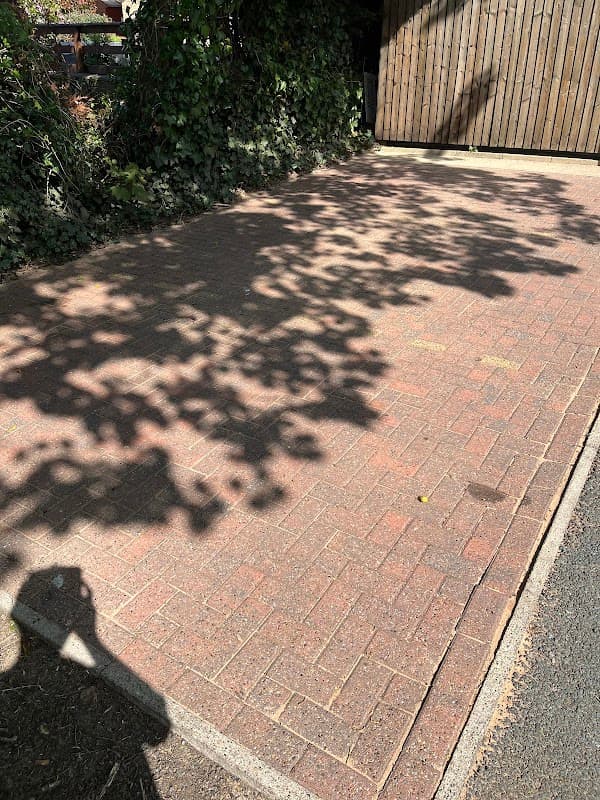 Grime Geezer - Roofers in holmfirth