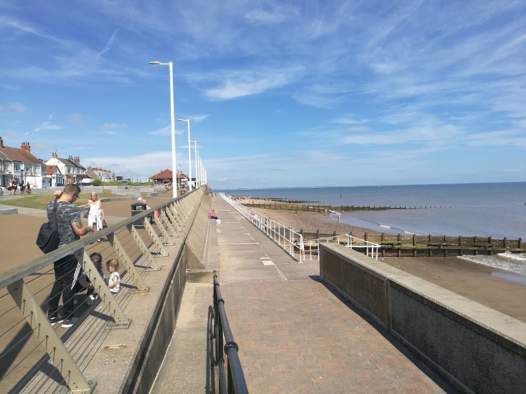 Central Promenade Paddling Pool - Swimming Pools in hornsea