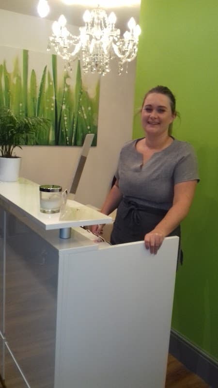 Nail & Beauty Bar - Beauty Salons in hornsea