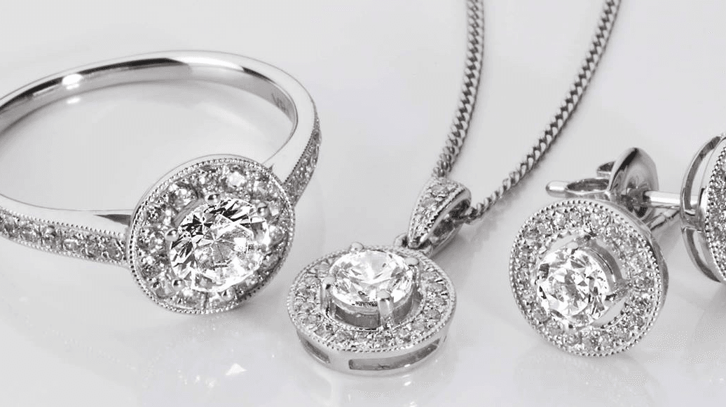 Queensbury Jewellers Ltd - Jewellers in horsforth