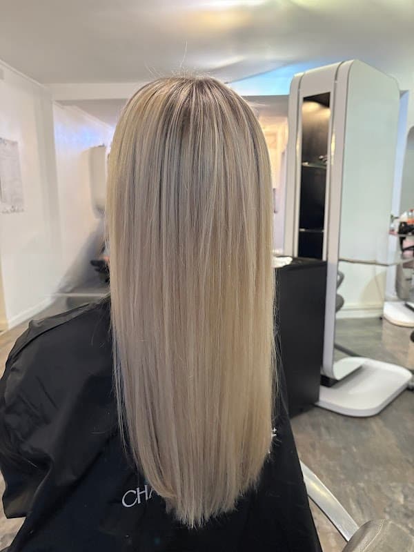 Charlotte Olivia Hair - Hair Salons in howden