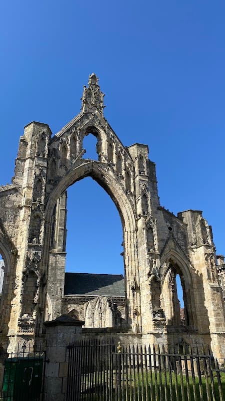 Howden Sculpture Sequence - Attraction in howden