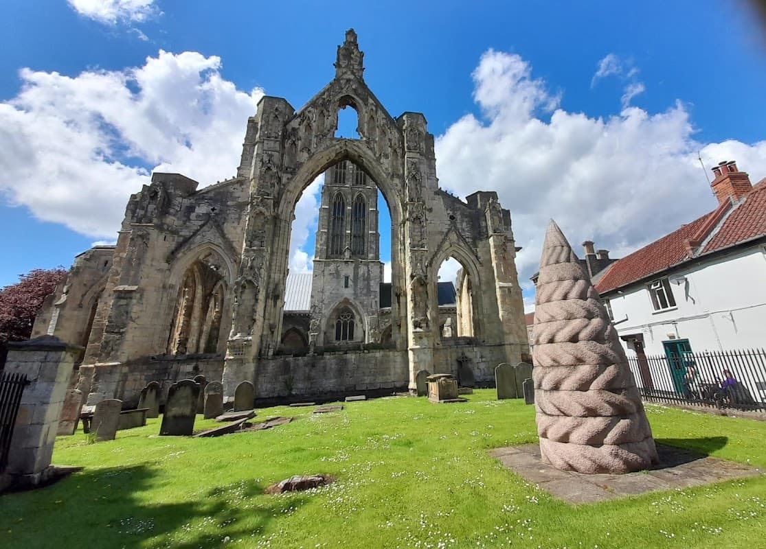Howden Town Centre - Historic Site in howden