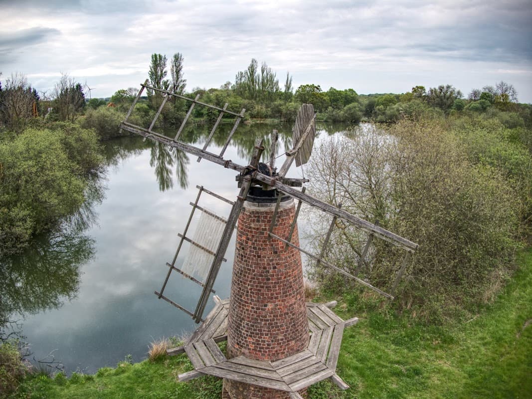 Howden Windmill - Attraction in howden