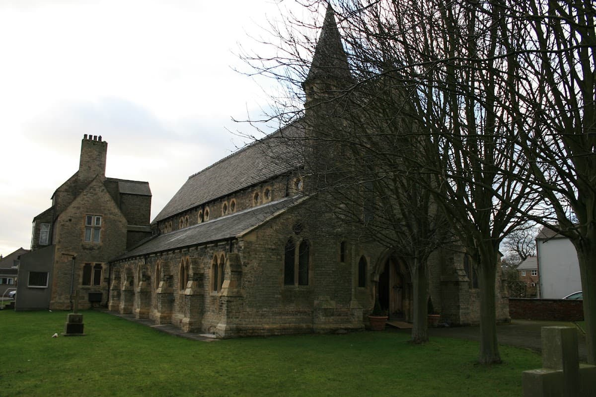 Sacred Heart Church - Churches in howden
