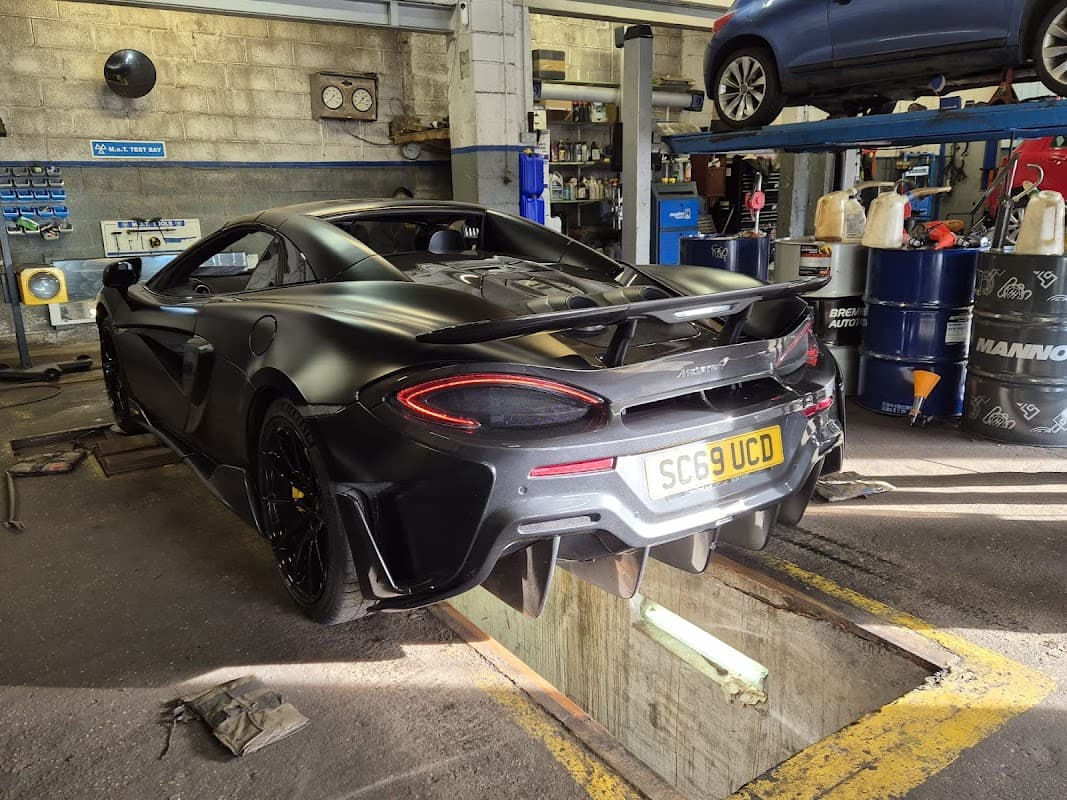 Auto centre Ltd - Garages in huddersfield