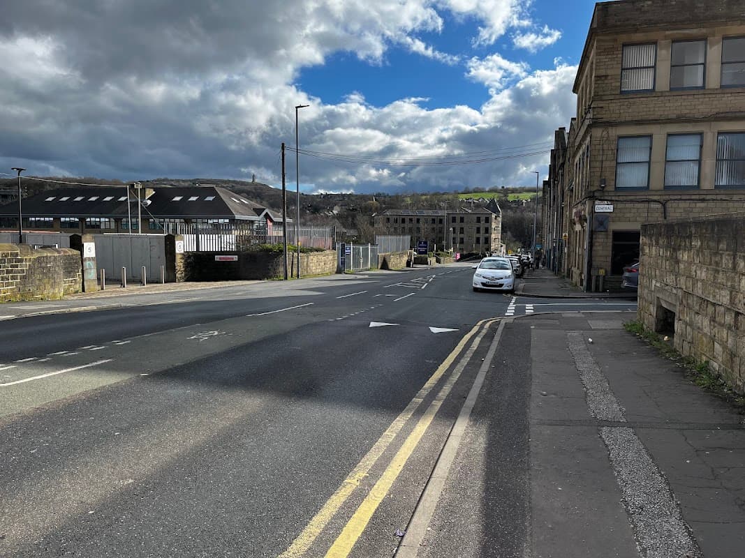 Bus Stop at Queen Street South - Bus Stops in huddersfield