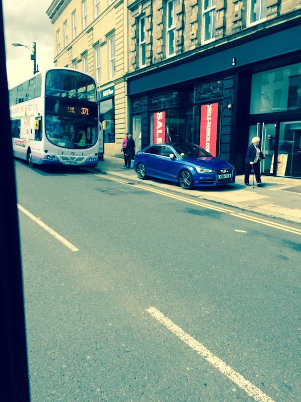 Bus Stop at Westgate (stop W6) - Bus Stops in huddersfield