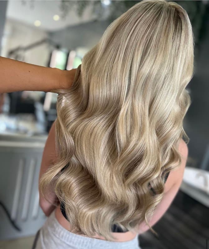 Deonhunter hair design - Hair Salons in huddersfield