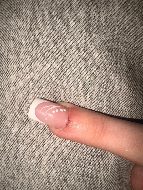 Marsh Nails - Nail Salons in huddersfield