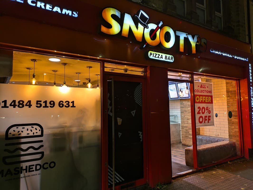 Dining at Snooty's Pizza Bar in huddersfield