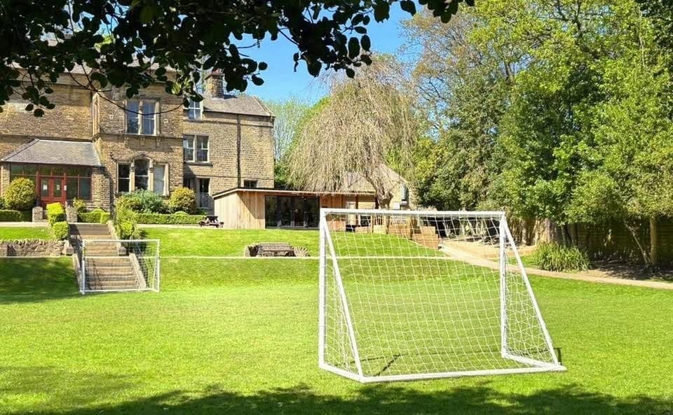 The Mount School & Nursery - Primary Schools in huddersfield