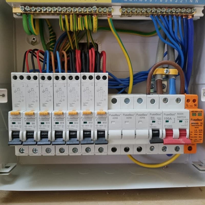 24hr Electrical Services Ltd - Electricians in hull
