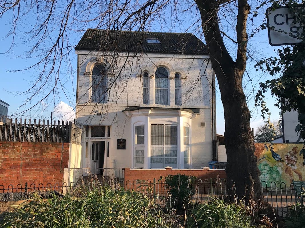 Al-Salam Mosque - Mosques in hull