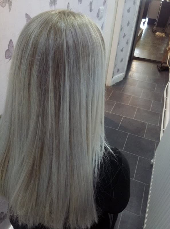Beverley Hills Hair & Beauty - Hair Salons in hull