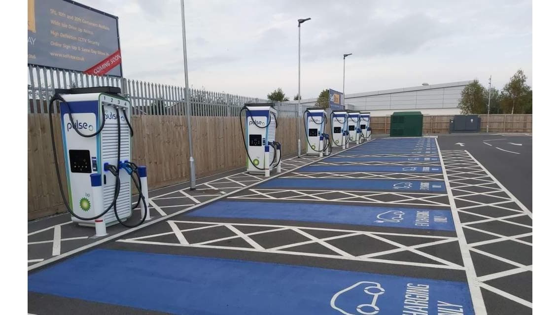 bp pulse Charging Station - EV Charging in hull