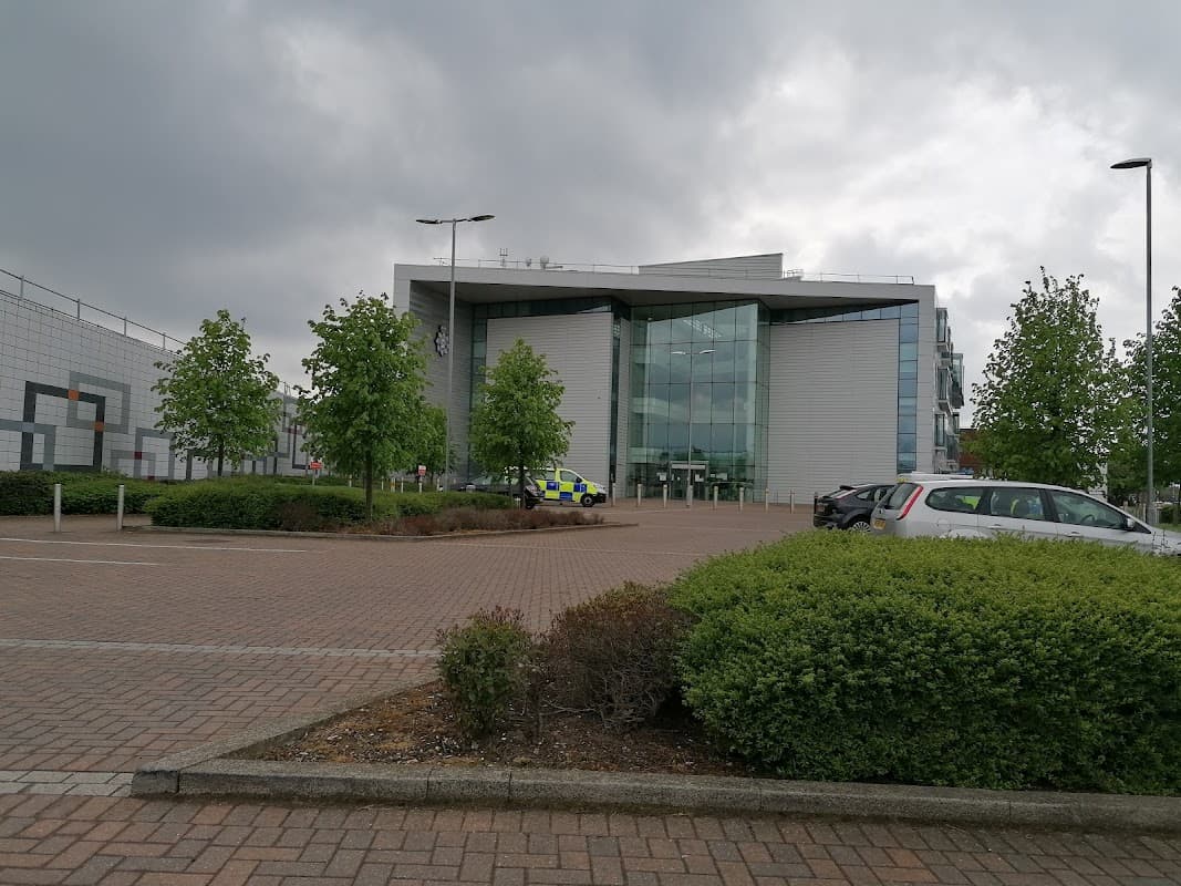 Clough Road Police Station - Emergency Services in hull