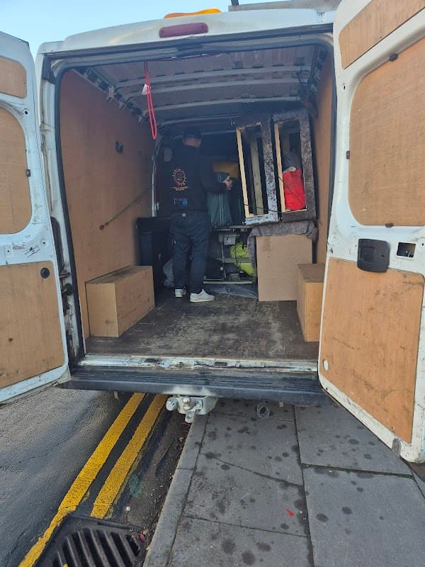 DTS Removals And Transport Hull - Removal Companies in hull