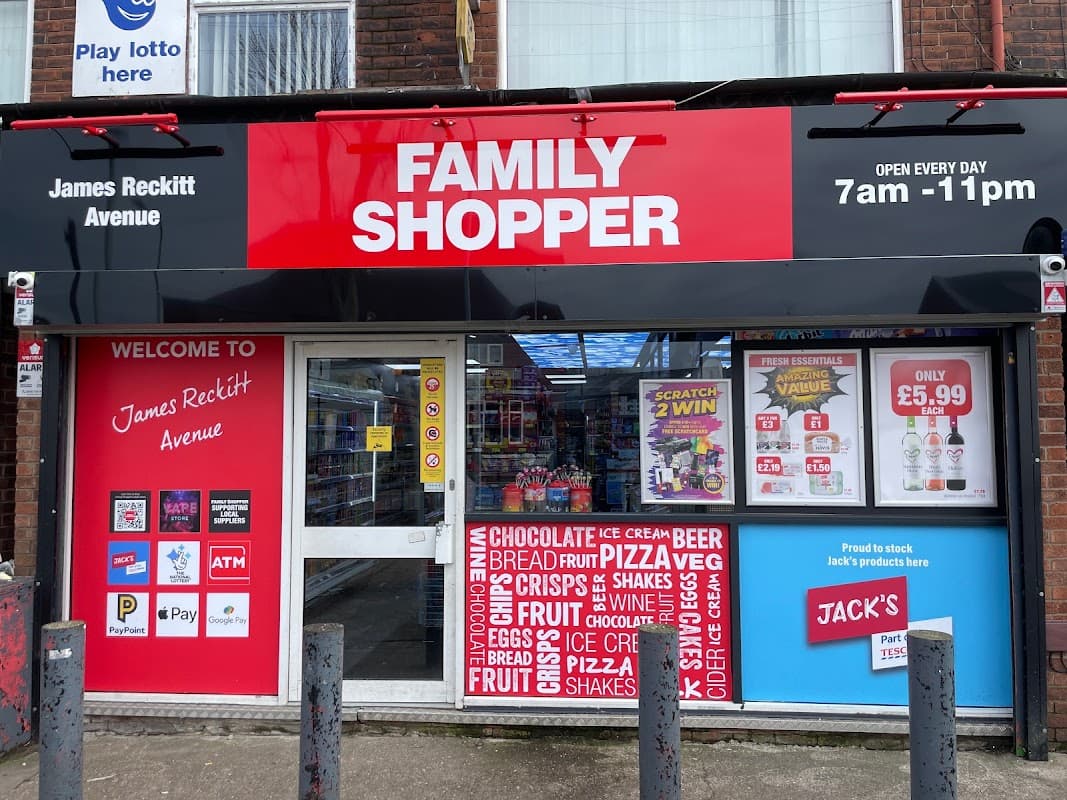 FAMILY SHOPPER JAMES RECKITT MINI MARKET - Corner Shops in hull