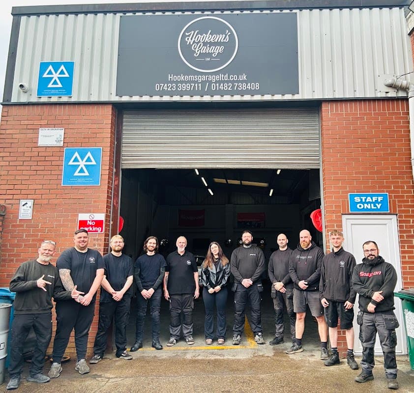 Hookem's Garage Ltd - Garages in hull