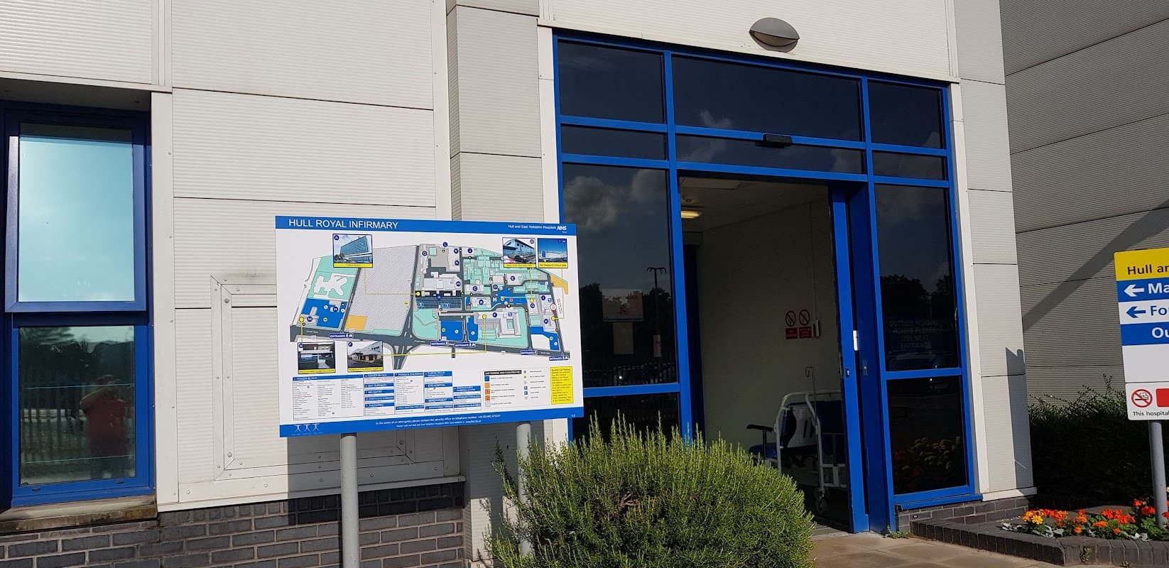 Hull Royal Eye Hospital - Hospitals in hull