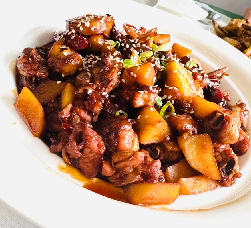 Dining at Jiu Jiu δΉι
in hull