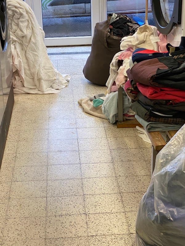 Neta Laundry - Launderettes in hull