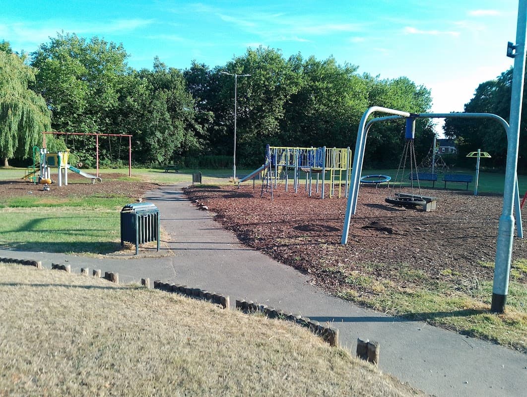 Oak Road Playground - Playgrounds in hull