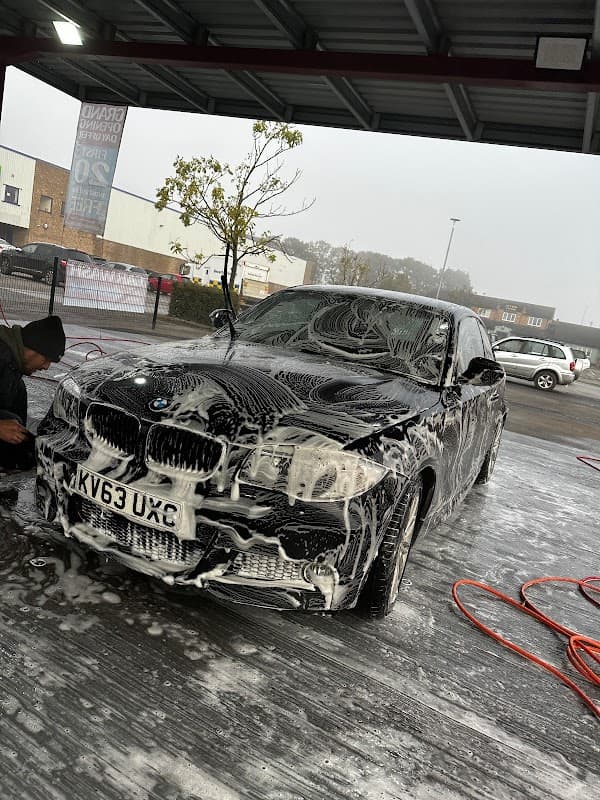 SUNX CAR WASH - Car Washes in hull
