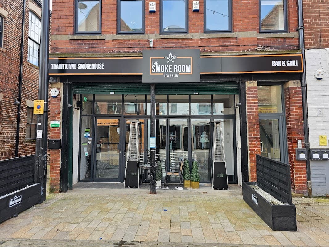 Dining at The Smoke Room in hull