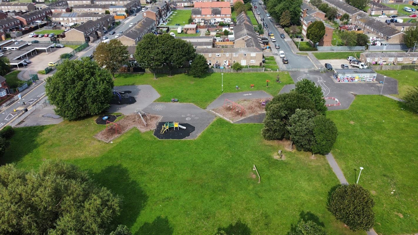 Waterloo St Play Area - Playgrounds in hull