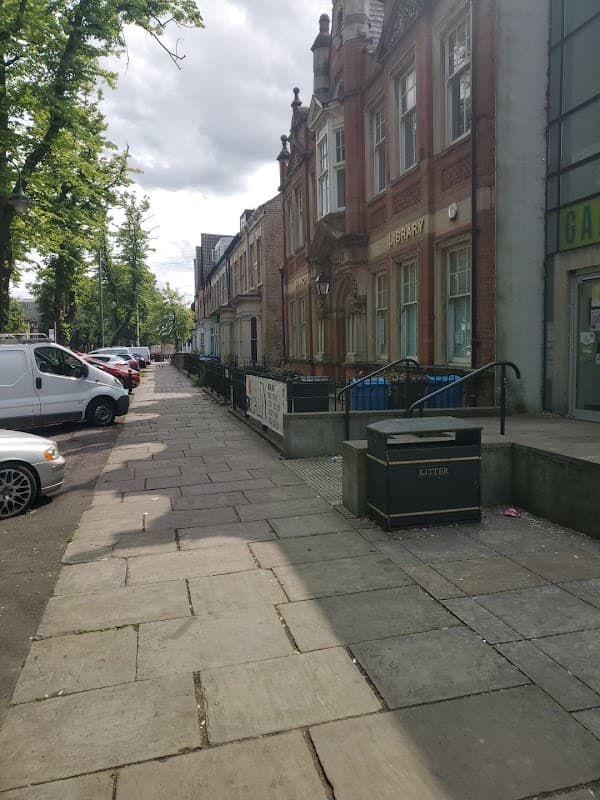 Western Library - Libraries in hull
